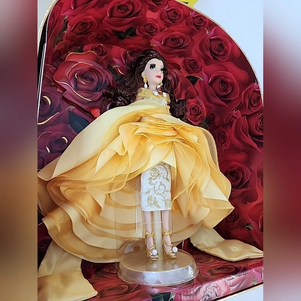 NWT Belle 30th Anniversary Hasbro Beauty And The Beast Disney Doll NFRB NIB